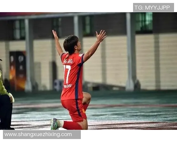 二字足球明星名字背后的故事与成就揭秘让我们一起走近他们的辉煌人生