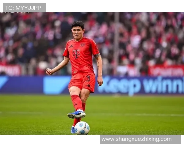 足球明星在韩国引发争议坚决不道歉引发球迷热议与媒体关注